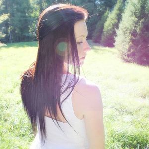 Meet your Posher, Aly